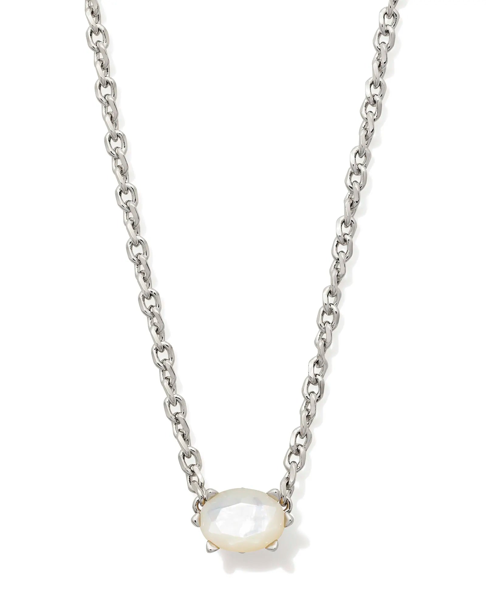 Mother of pearl necklace with silver chain
