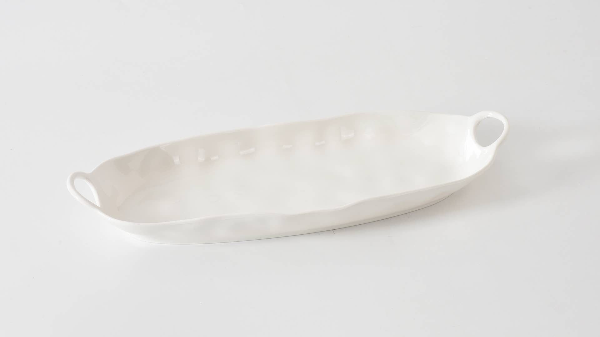 Deep Long Server in Shatterproof Melamine