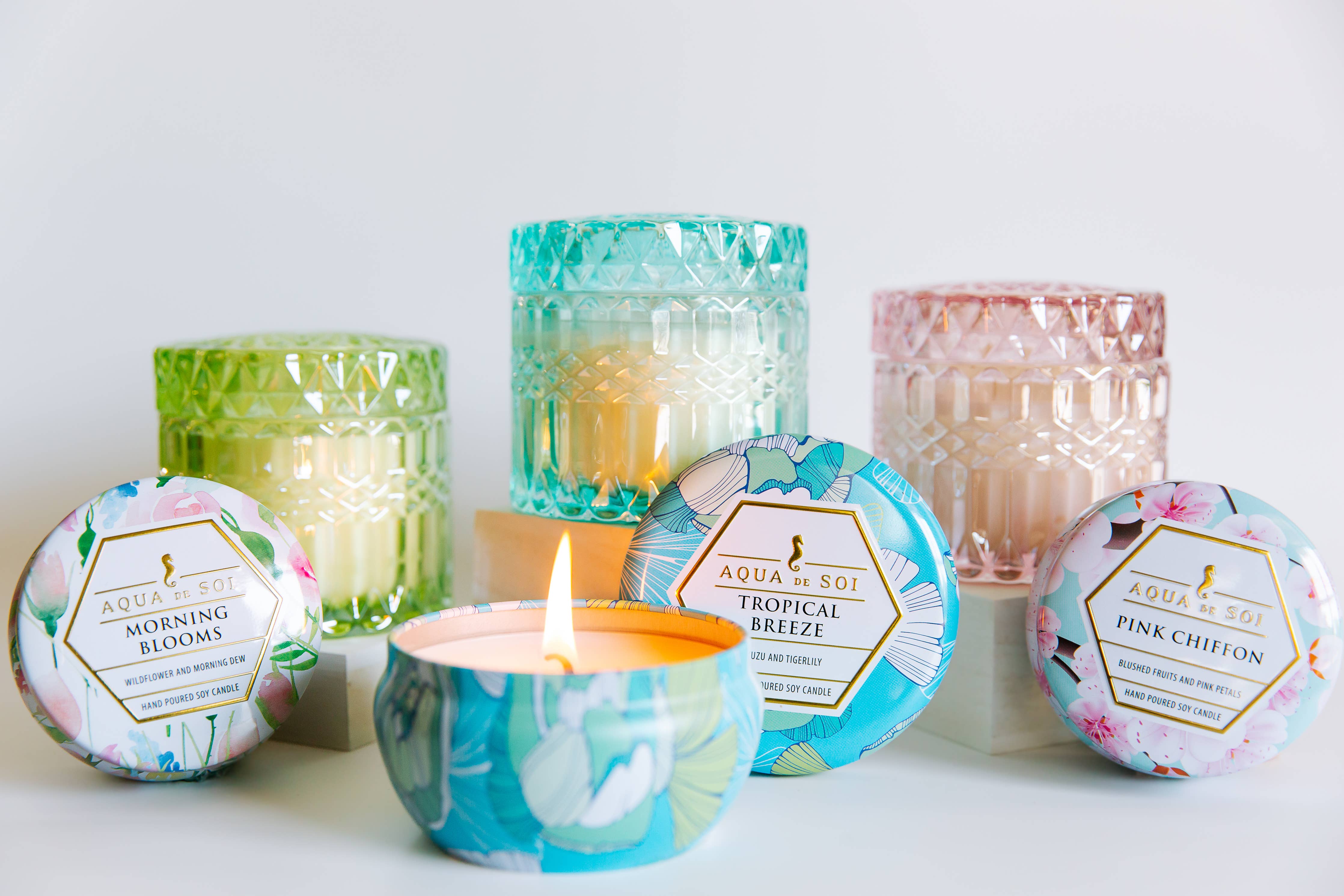 Tropical Breeze 8oz Petite Shimmer Candle (Light-Blue)