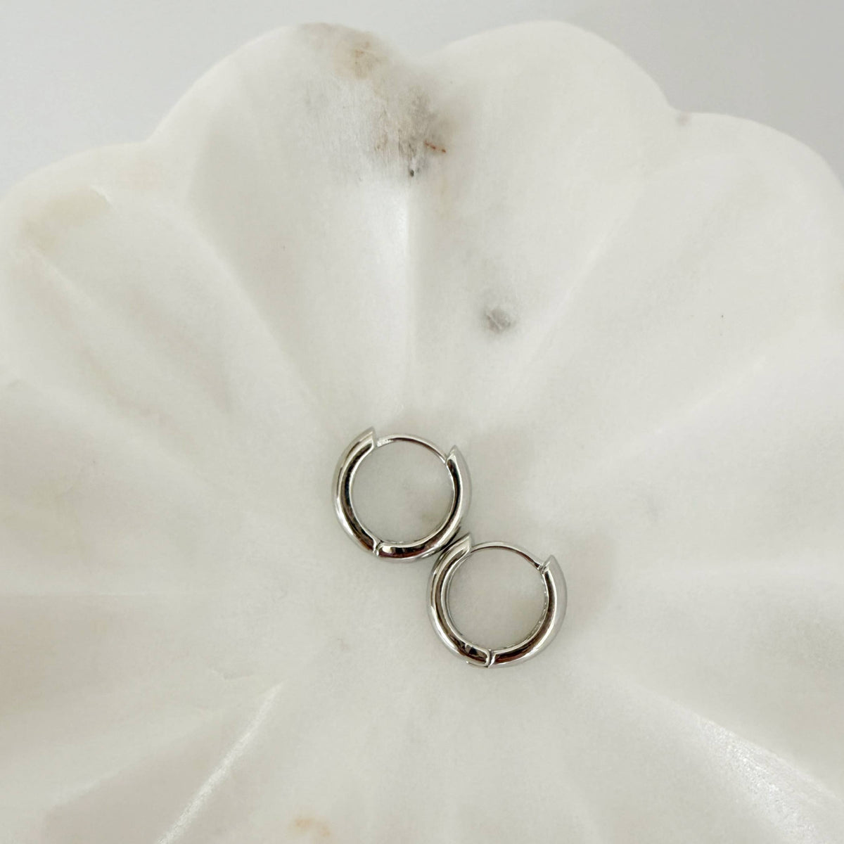 Jake Chunky Huggie Hoops Earrings Gold Filled: Silver