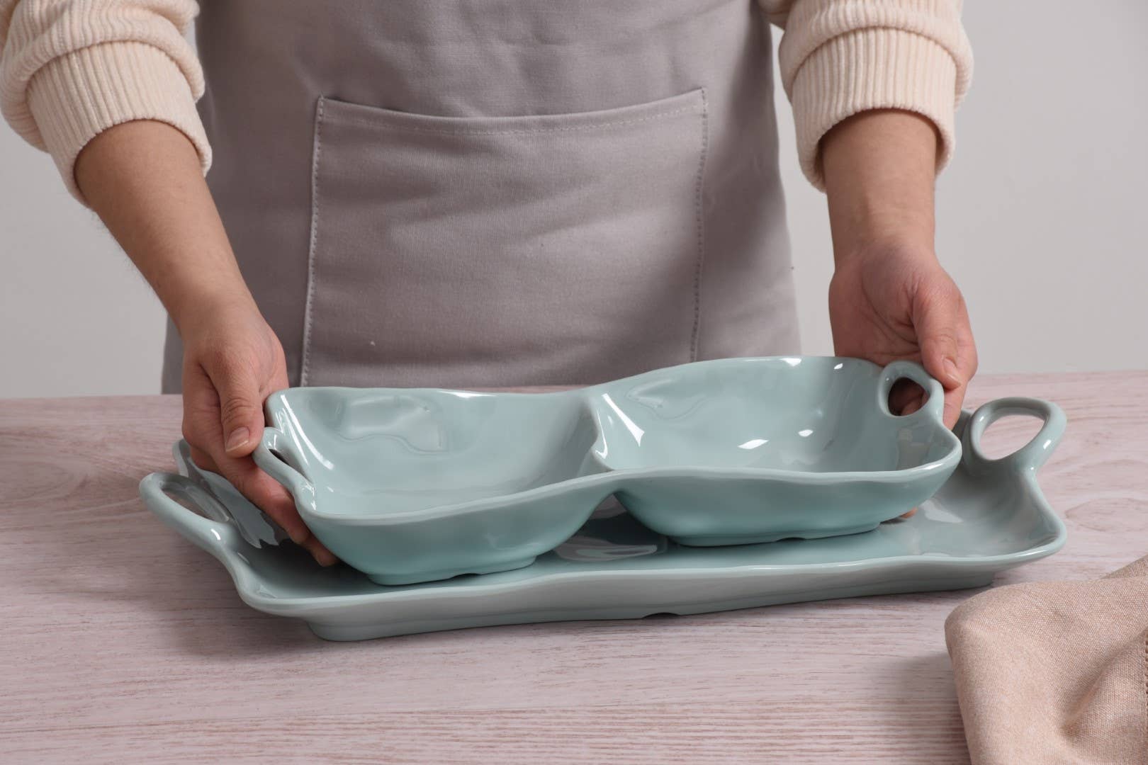 2 Section Server in Shatterproof Melamine