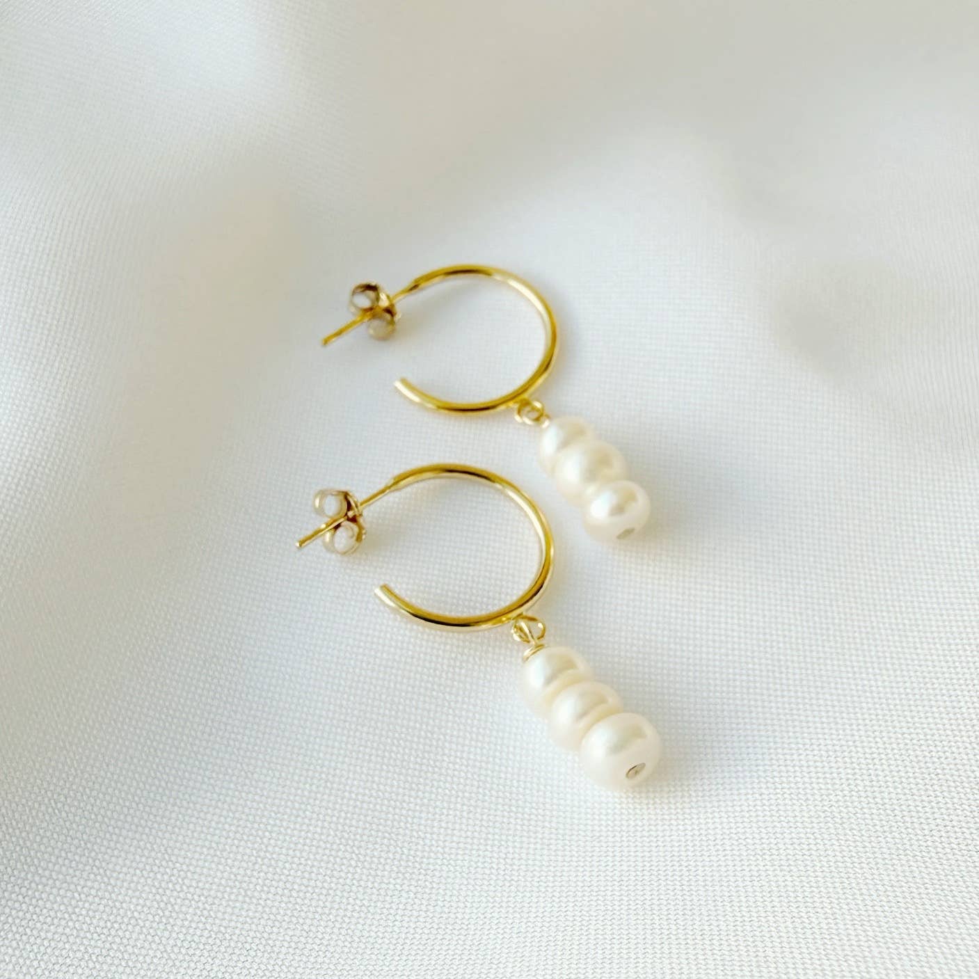 Mia Freshwater Pearl Hoops Earrings Gold Filled
