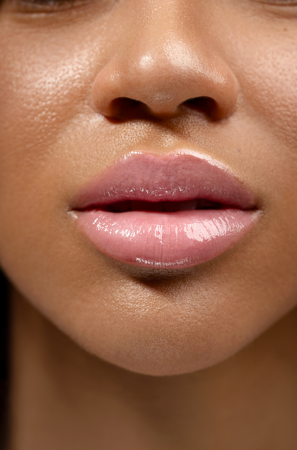 Glazy Lips - Strawberry Mochi