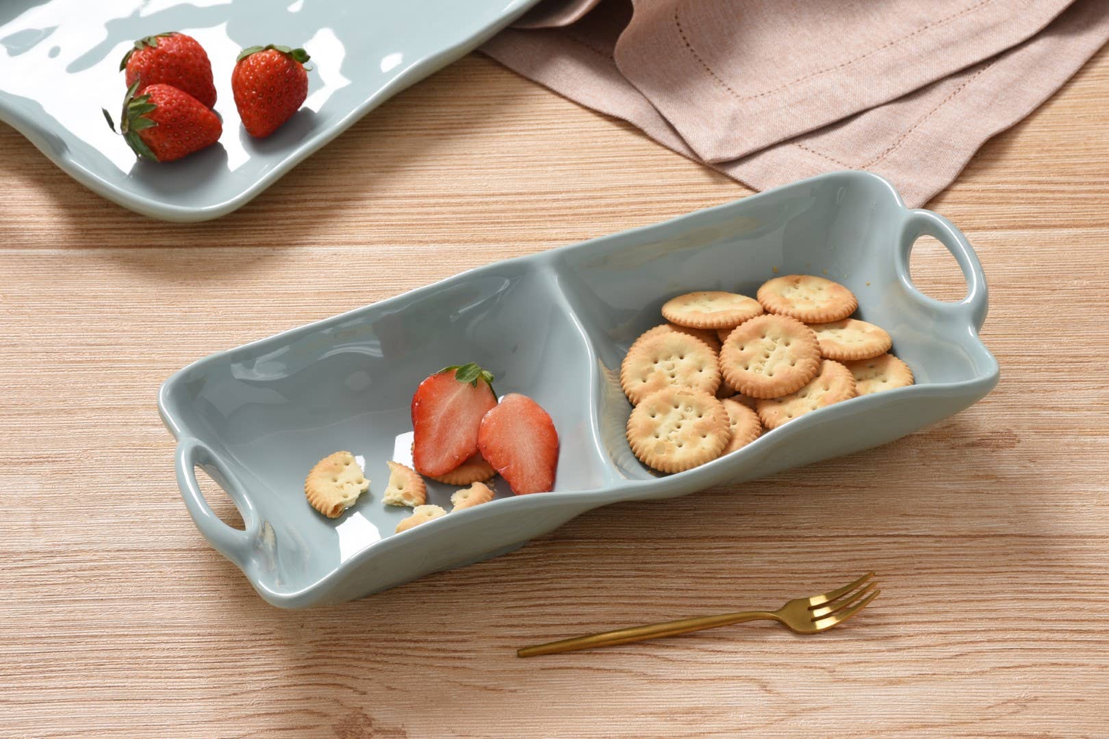 2 Section Server in Shatterproof Melamine