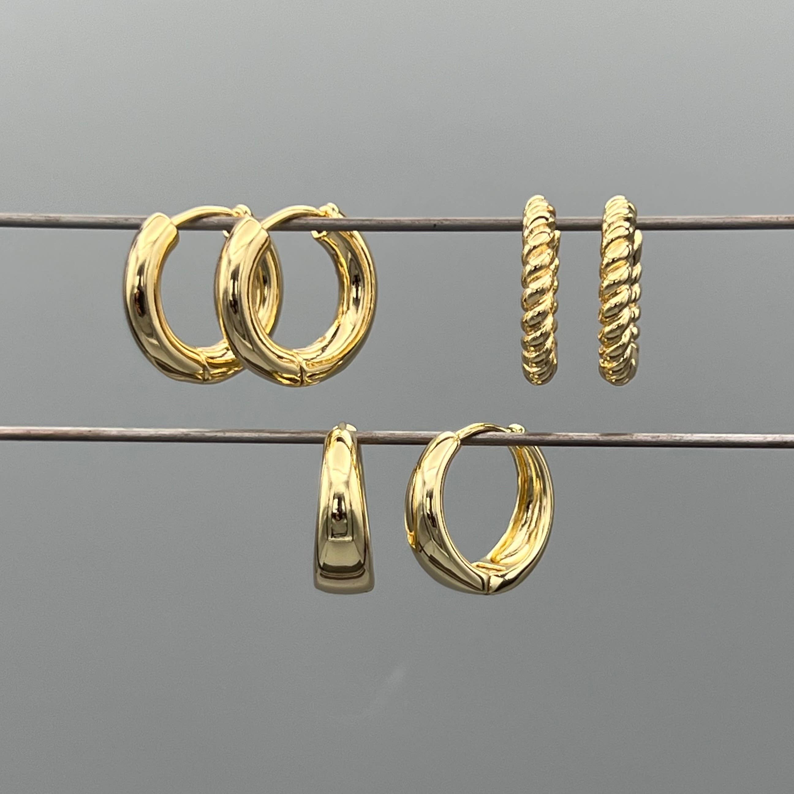 Gold 20mm Tube Clicker Hoops